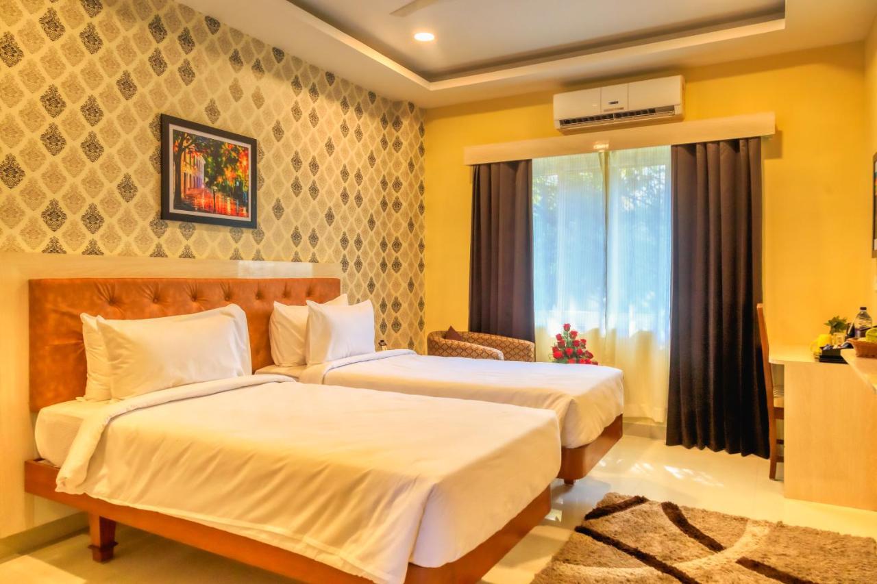 Hotel Royal Grande Vellore Exterior photo
